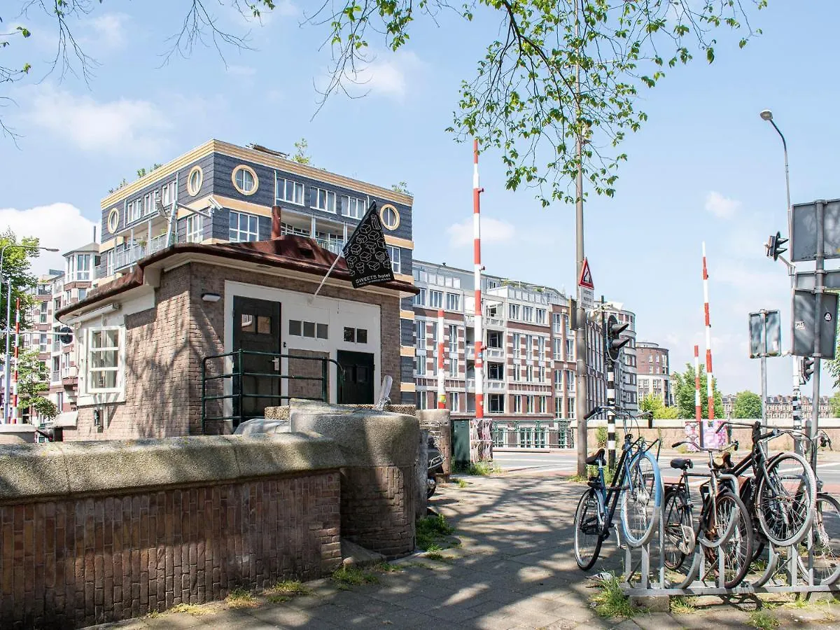Sweets - Van Hallbrug Amsterdam 0*,  Netherlands